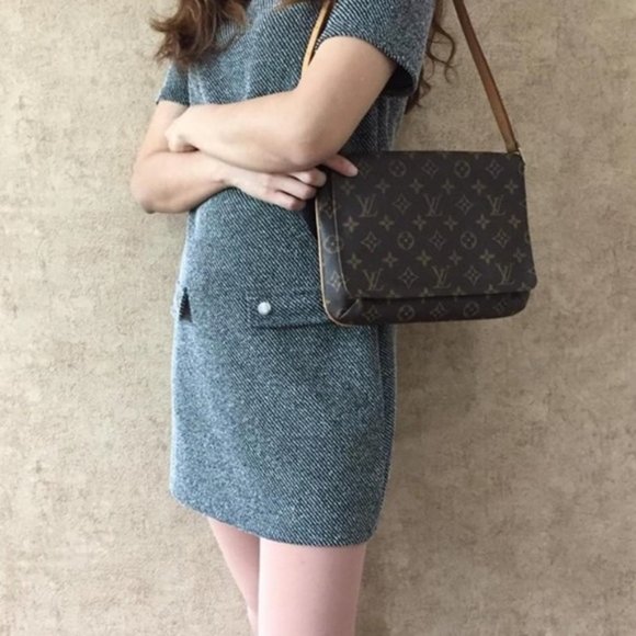 Louis Vuitton Handbags - authentic Louis Vuitton Bag Musette Tango short strap